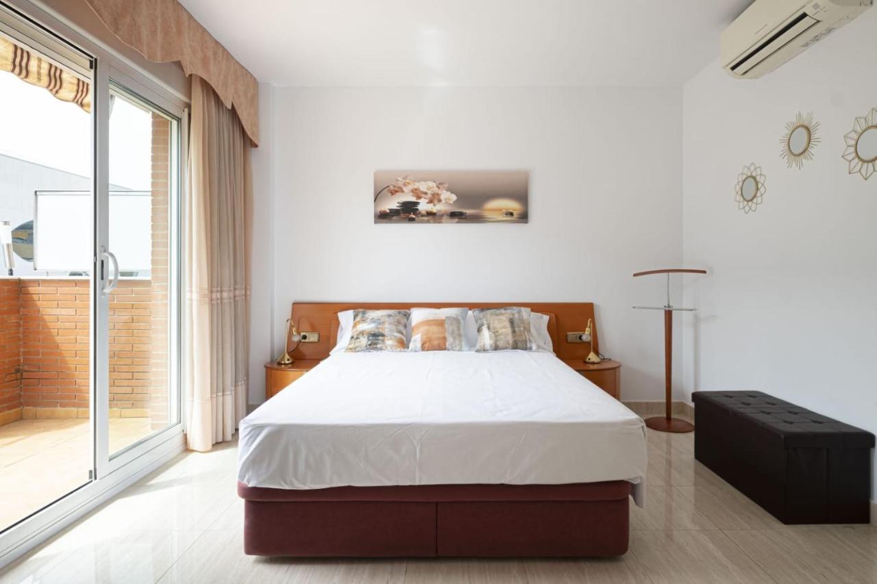 Centric Apartment Gran Via Fira Montjuic L'Hospitalet de Llobregat Bagian luar foto